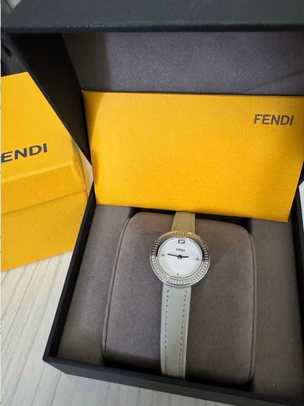 Fendi Women's Silver Dial Watch  Leather Gray  Strap